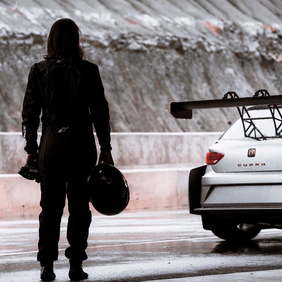 Laia Sanz tests CUPRA cars 